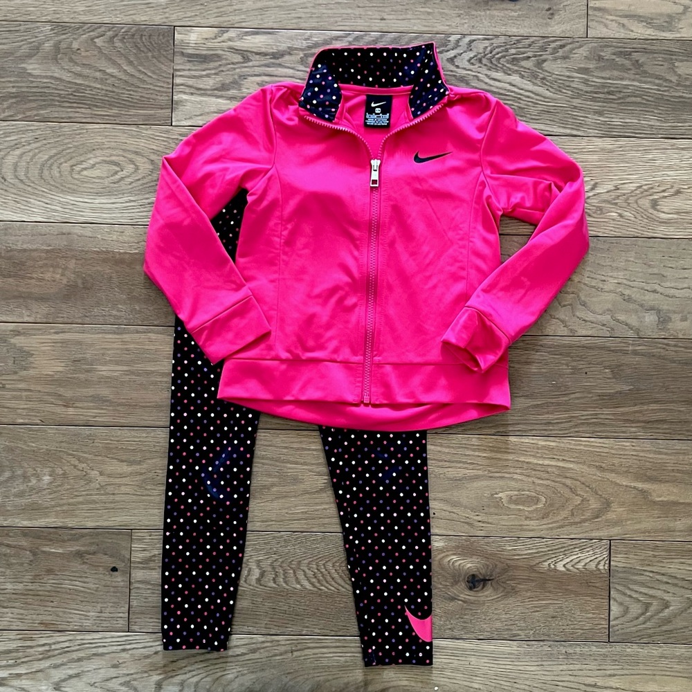 Girls Nike leggings and Jacket Set. Size M